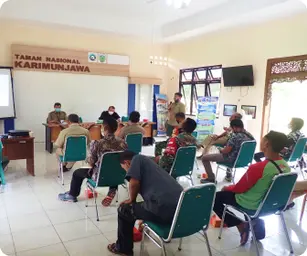 Image by starigan@wcs.org (Sukma)/ drahmawati@wcs.org (Ditta)/ rrimayanti@wcs.org (Ratih)